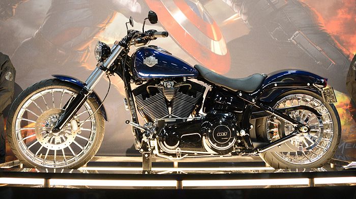 Τη νέα μοτοσικλέτα του Captain America παρουσίασε η Harley-Davidson στο φεστιβάλ Comic-Con στις Ηνωμένες Πολιτείες. 