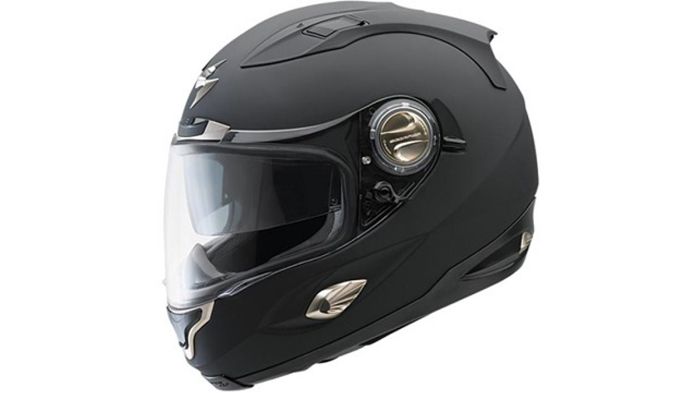 Το κράνος πρέπει να πληροί τις προδιαγραφές ασφαλείας, να εφαρμόζει τέλεια στο κεφάλι και να είναι άνετο.