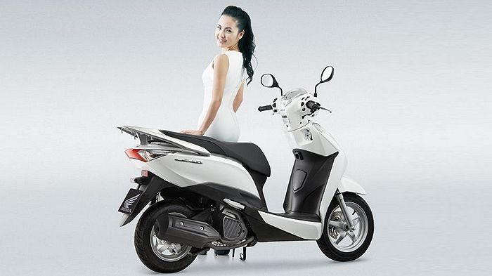 Το νέο Honda Lead 125 σε δράση