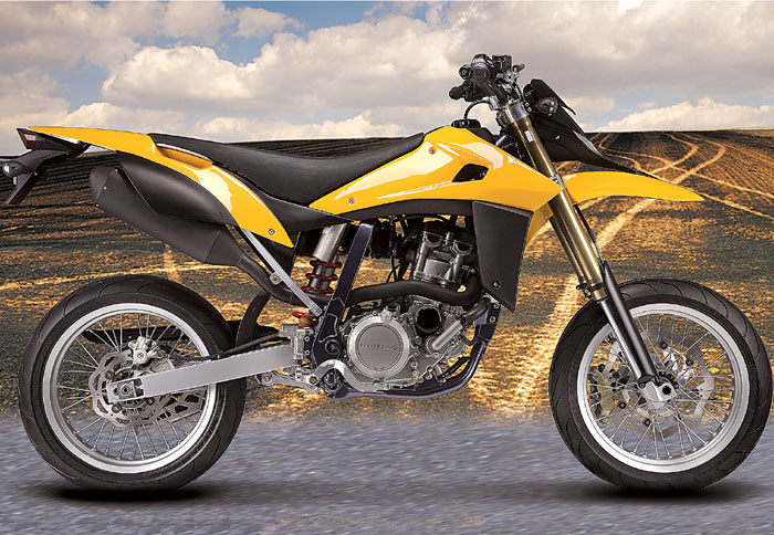 Αντεπίθεση στην supermoto κατηγορία