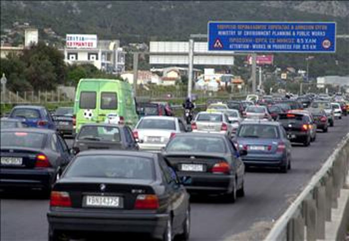 To Υπουργείο Οικονομικών ανακοίνωσε ότι αναρτήθηκαν στο διαδίκτυο οι ειδοποιήσεις τελών κυκλοφορίας έτους 2012.