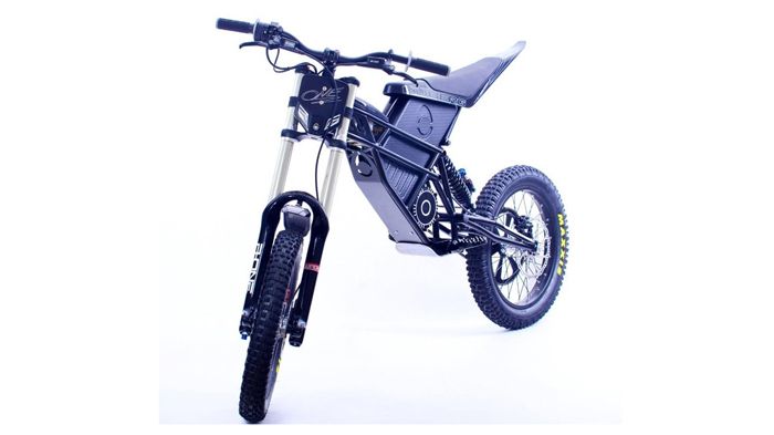 Το Free-Rider είναι ένα μικρό ηλεκτρικό trial, το οποίο απευθύνεται σε έφηβους αναβάτες.