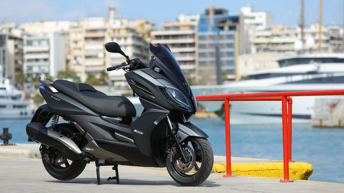 Sport στήσιμο, και βελτιωμένος στα σημεία G5 κινητήρας, είναι μερικά μόνο από τα ατού του νέου Kymco K-XCT 300i.
