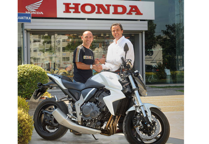 Ένα CB 1000 R για το Βαλέριο!
