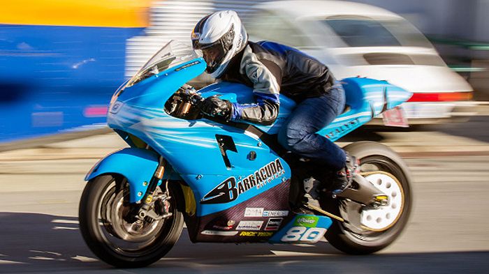 Η Lightning Motorcycles έγραψε ιστορία το καλοκαίρι με τη νίκη της στο Pikes Peak και τώρα διεκδικεί το βραβείο για τον καλύτερο αγωνιστικό κινητήρα τ