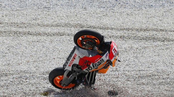 H Honda του Marquez στον αέρα!