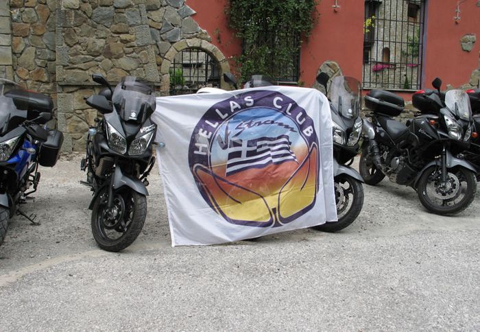 Η λέσχη σας περμένει, όλους, solo, με παρέα ή με την οικογένειά σας.