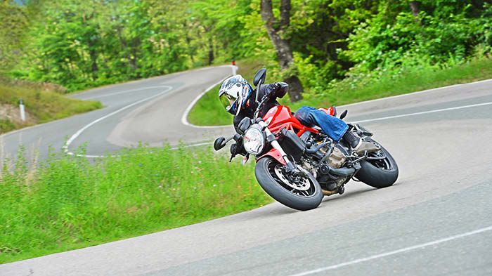 Το Ducati Monster 821 ανήκει στη νέα γενιά τεράτων της ιταλικής εταιρείας. 