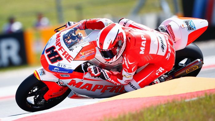 Μεγάλος ο ανταγωνισμός στη Moto2, με το φετινό φαβορί Pol Espargaro να βρίσκεται μόνο 6ος. Στη φωτό ο Nico Terol.