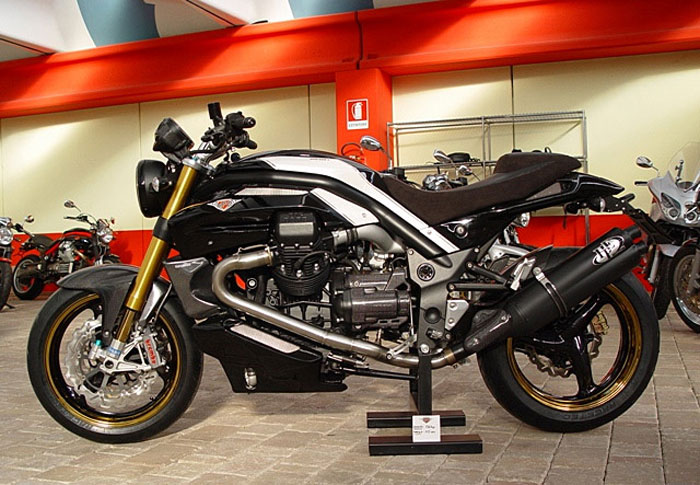 Moto Guzzi με άγριες διαθέσεις