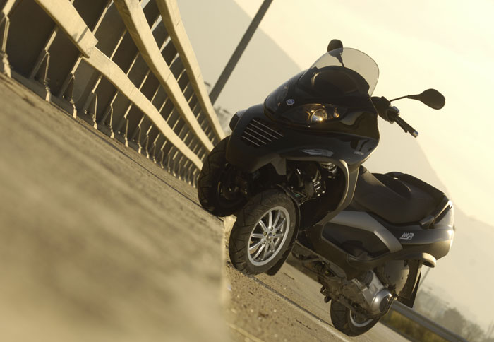 Παρουσίαση Piaggio MP3
