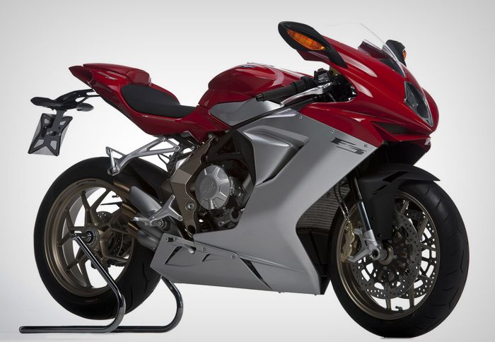 Το νέο MV Agusta εντυπωσιάζει όχι μόνο με τις επιδόσεις, αλλά και με την ηλεκτρονική του προίκα.