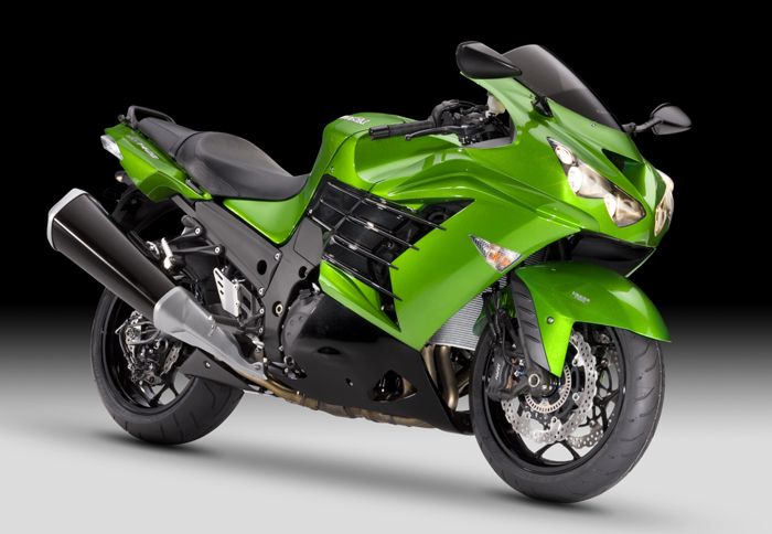 Το νέο ZZR 1400 του 2012 διαθέτει τόσες αλλαγές, που θα μπορούσαμε να μιλάμε για ολοκαίνουργια μοτοσικλέτα.