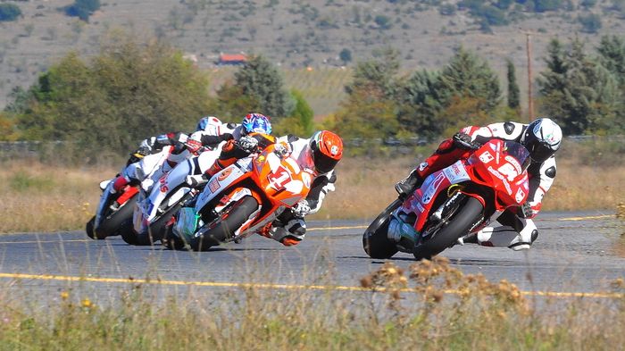 Ένα πρόβλημα με τη μανέτα του φρένου δεν επέτρεψε στον Παπασταύρου να καταφέρει κάτι καλύτερο από μια 5η θέση στην Τρίπολη.