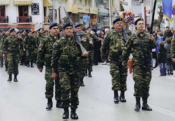 Tην Κυριακή 28.10.2012, θα πραγματοποιηθούν σε όλους τους Δήμους του Ν. Αττικής έκτακτες κυκλοφοριακές ρυθμίσεις.