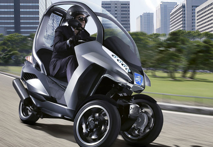 Παρίσι: Peugeot HYmotion3 Compressor