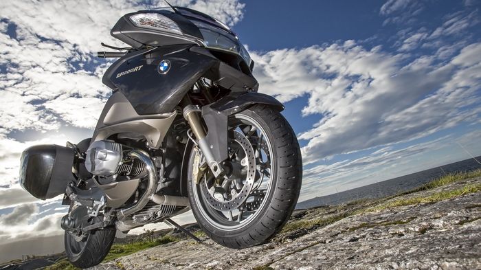 Η Michelin είναι ο προμηθευτής ελαστικών για τη νέα BMW R 1200 RT με την έκδοση GT του Pilot Road 4.