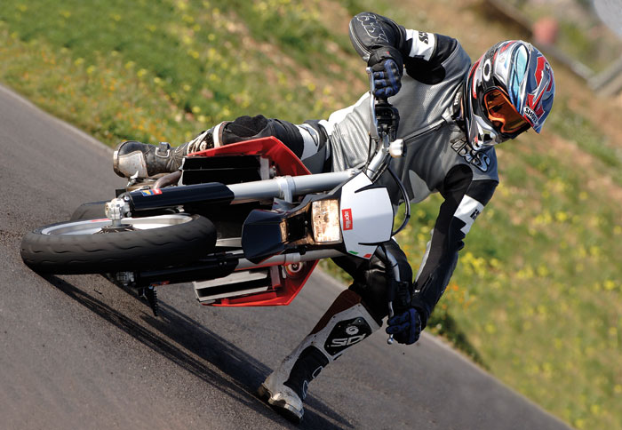 Δοκιμάσαμε Aprilia RXV/SXV 4.5/5.5