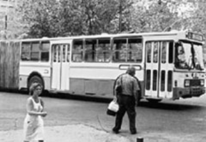35 Λεωφορεία ‘Σακαράκες’ στον δρόμο
