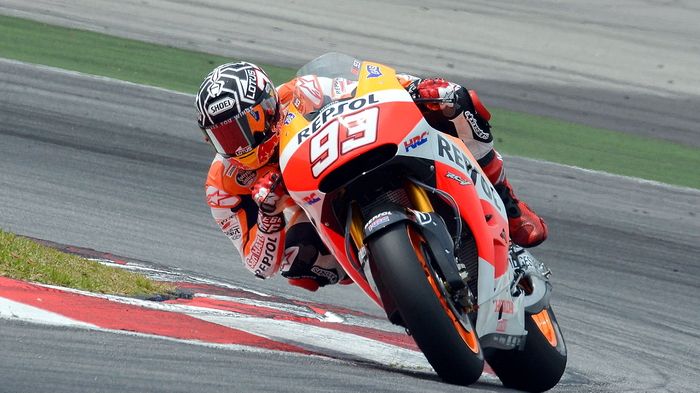 Τετρακόσια χιλιοστά διαφορά από τον 2ο Pedrosa είχε τη 2η ημέρα ο Marquez, ενώ ήταν ο μόνος που έπεσε κάτω από τα 2 λεπτά στη Sepang.