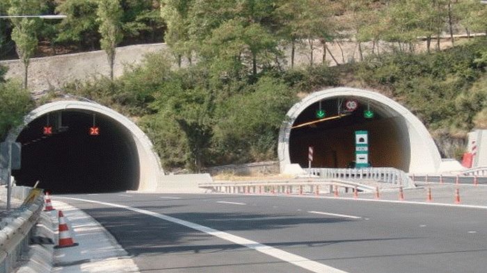 Κυκλοφοριακές Ρυθµίσεις στην περιοχή του Αγίου Κωνσταντίνυ και των Καμένων Βούρλων, στις 17-26 Ιουνίου 2014.