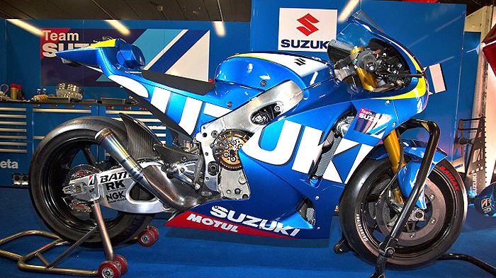 Ιδού η νέα μοτοσικλέτα της Suzuki για τα MotoGP πυο φέρει 4κύλινδρο εν σειρά κινητήρα.