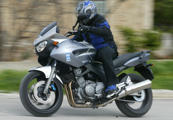 Φθηνότερη η TDM 900
