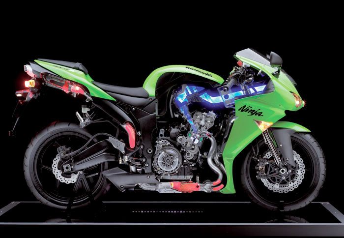 H κατανάλωση καυσίμου είναι σαφώς μικρότερη σε καθημερινές μοτοσικλέτες σε σχέση με τα αυτοκίνητα, μιας και η αναλογία κιλού ανά ίππο είναι πολύ μικρή