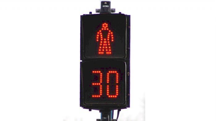 Ετοιμαστείτε να περάσετε το δρόμο σε 30, 29, 28...