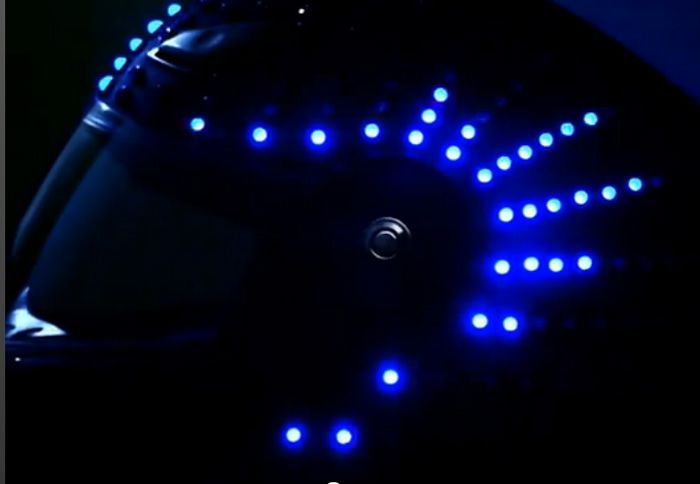 Εκπληκτικό home made κράνος TRON!