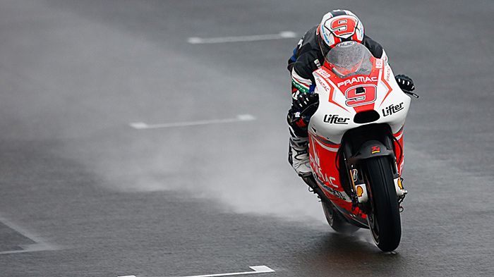 Ταχύτερος μεν τη δεύτερη μέρα ο Danilo Petrucci της Pramac Racing, όμως οι κορυφαίοι αναβάτες είτε δεν συμμετείχαν, ή έκαναν κράτει στις μηχανές.