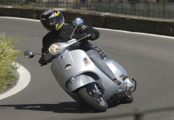 Δοκιμή: Vespa GTS 250 i.e.