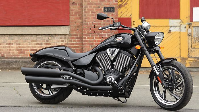 Με πολύ ρευστό κυκλοφορεί στην αγορά η Polaris, αγοράζοντας το 6% του κεφαλαίου της από την Fuji Heavy Industries.