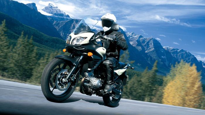 Πρώτη μοτοσικλέτα σε ταξινομήσεις το 2014, το Suzuki V-Strom 650, αν και ο κύριος όγκος αυτών των ταξινομήσεων οφείλεται σε κρατική αγορά.