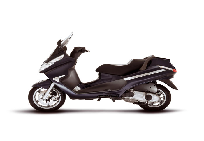 Piaggio  Χ8 τώρα με κινητήρα 250κ.εκ. 