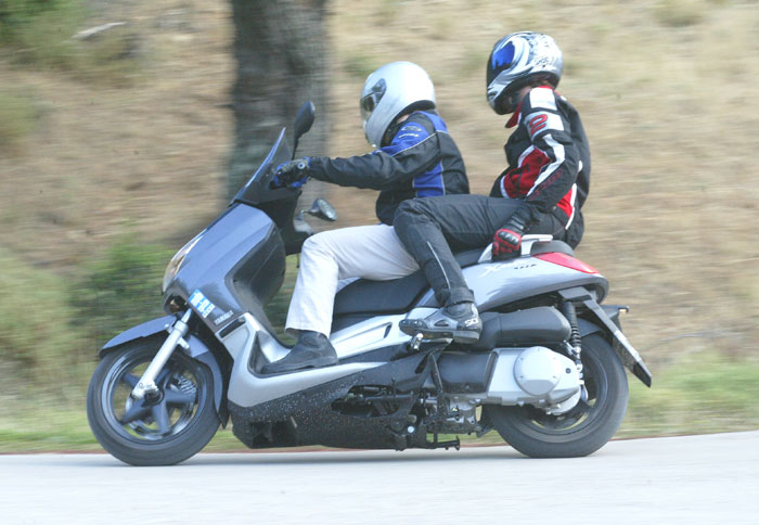 Δοκιμάσαμε το X Max 250