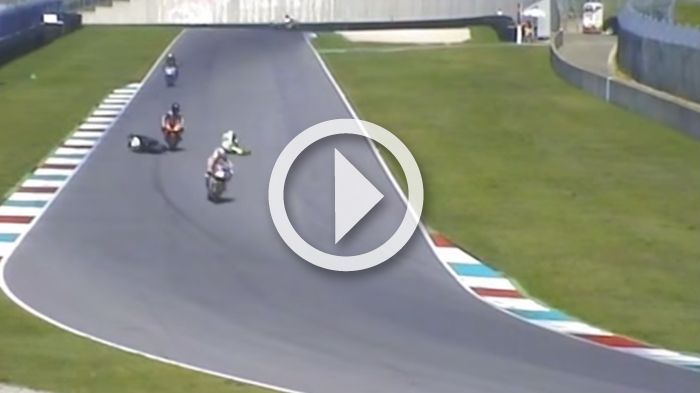 Όχι απλώς έριξε τον άτυχο αναβάτη, αλλά παραλίγο να πάρει στον λαιμό του και άλλον ένα επερχόμενο συμμετέχοντα στο εν λόγω track day ο Canepa.