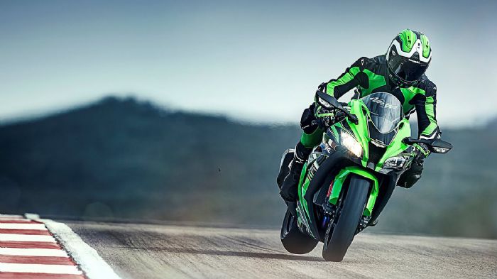 Δώδεκα νέα μοντέλα μέσα σε 24 μήνες, είναι σίγουρα μια εντυπωσιακή δήλωση, που εγείρει ερωτήματα σχετικά με το ποια θα μπορούσαν να είναι αυτά.