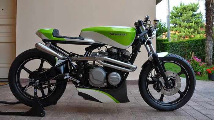 Αν είναι Kawasaki πρέπει να είναι πράσινο.