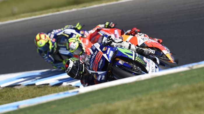 Τέσσερις εξωγήινοι έκαναν άνω-κάτω το Phillip Island.