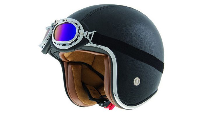 Το Shiro SH234 Bad Boy θα το βρείτε στα Stelpet στην τιμή των 151 ευρώ. Περισσότερα στο τηλ. 210-3232068-9