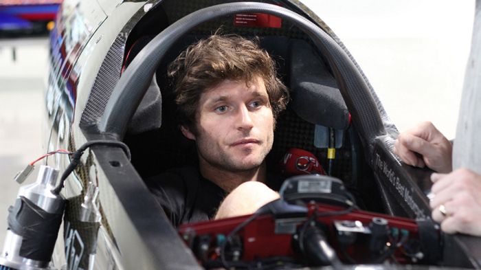 O Guy Martin δηλώνει έτοιμος να ξαναφέρει το παγκόσμιο ρεκόρ στην πατρίδα του μετά από 45 χρόνια.