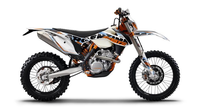 Ανάκληση στα KTM Six Days του 2015, με πιρούνι 4CS.