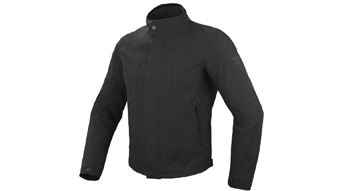 To Dainese Baywood θα το βρείτε σε νέα τιμή προσφοράς 135 ευρώ έναντι αρχικής τιμής 179 ευρώ. Περισσότερα στο τηλ. 210-9961782.