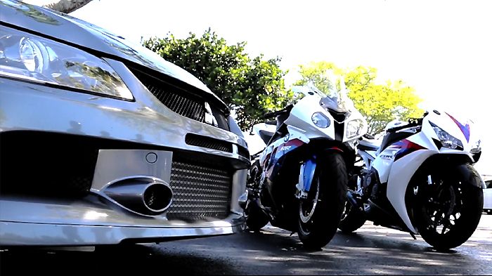 Evo IX 1.000 ίππων vs S 1000 RR vs CBR1000RR