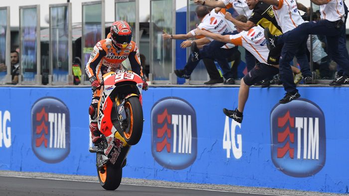 Οποιοσδήποτε από τους τρεις πρώτους θα μπορούσε να έχει νικήσει. Τελικά επικράτησε ο εξυπνότερος.