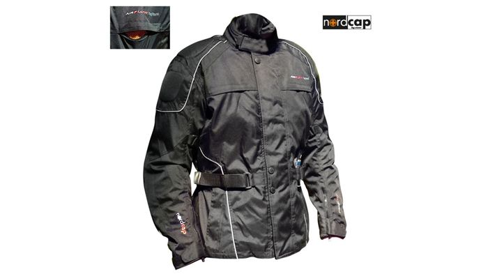 Το Nordcap Mondo θα το βρείτε στην E-moto στην ιδιαίτερα προσιτή τιμή των 108 ευρώ. Περισσότερα στο τηλ. 210-8252303.