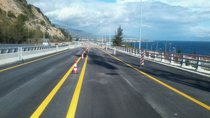 Συνεχίζονται οι κυκλοφοριακές ρυθμίσεις στην Ευρεία Παράκαμψη Πάτρας.