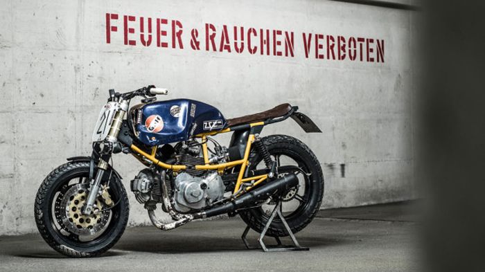 Μοιάζει με τη μοτοσικλέτα του Φρανκενστάιν, διότι πολύ απλά αυτό είναι!