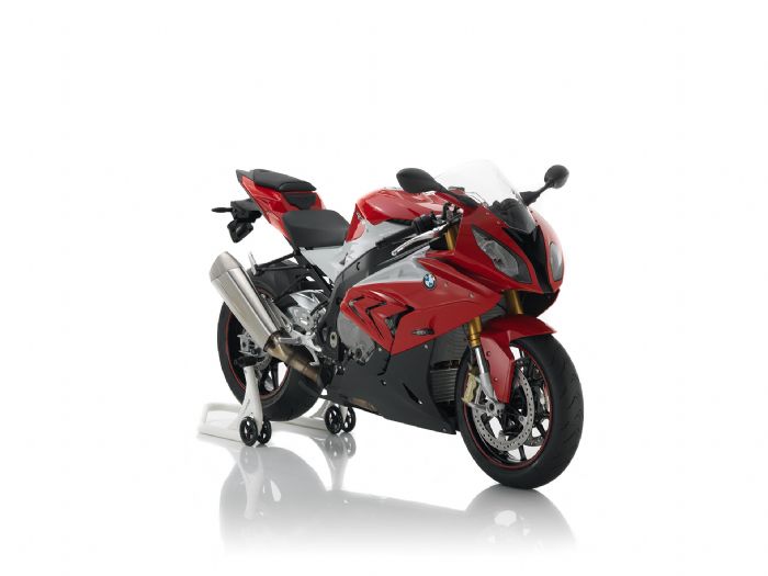 «Συνελήφθη» στο δρόμο το S1000RR